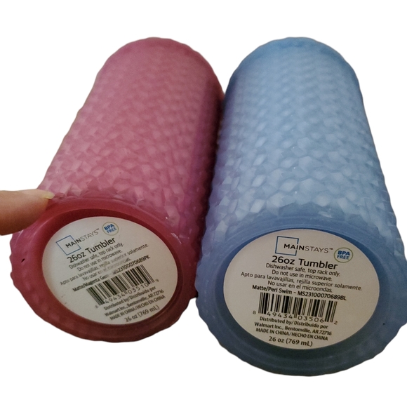 2 26 oz Travel Tumbler Double Walled Diamond Textured Studded Acrylic Straw NWT - Picture 3 of 6